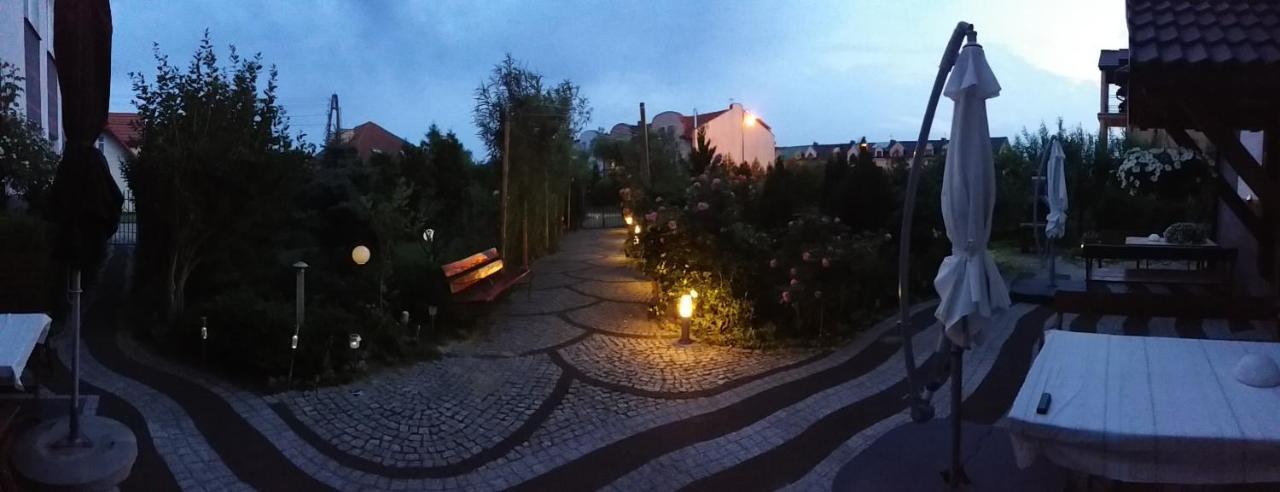 Na Fali Pokoje Goscinne Леба Экстерьер фото